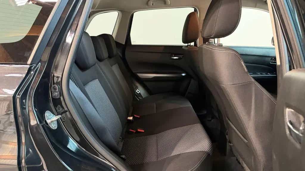 Suzuki Vitara 1.4 Comfort Hybrid 09/2022-photo-4