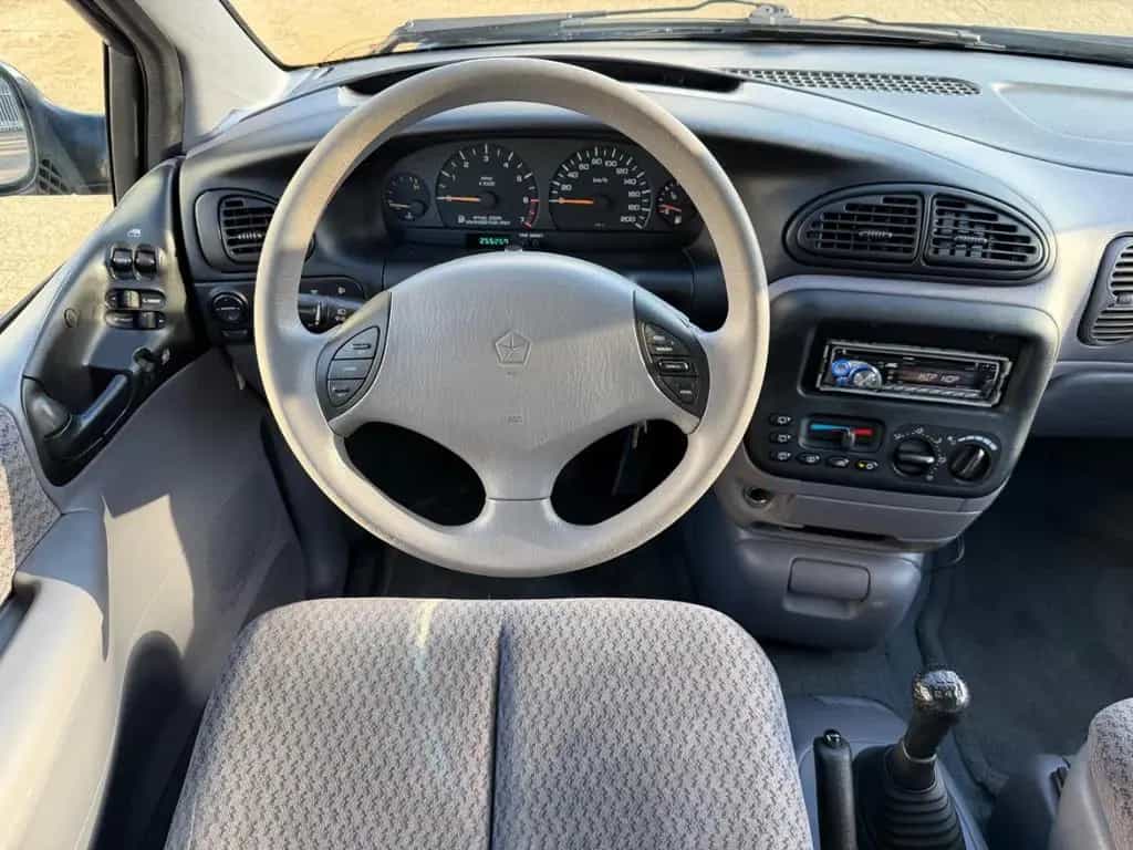 Chrysler Grand Voyager 2.4i SE + 7 SEATS + AIRCO + APK / 01/1999-photo-7