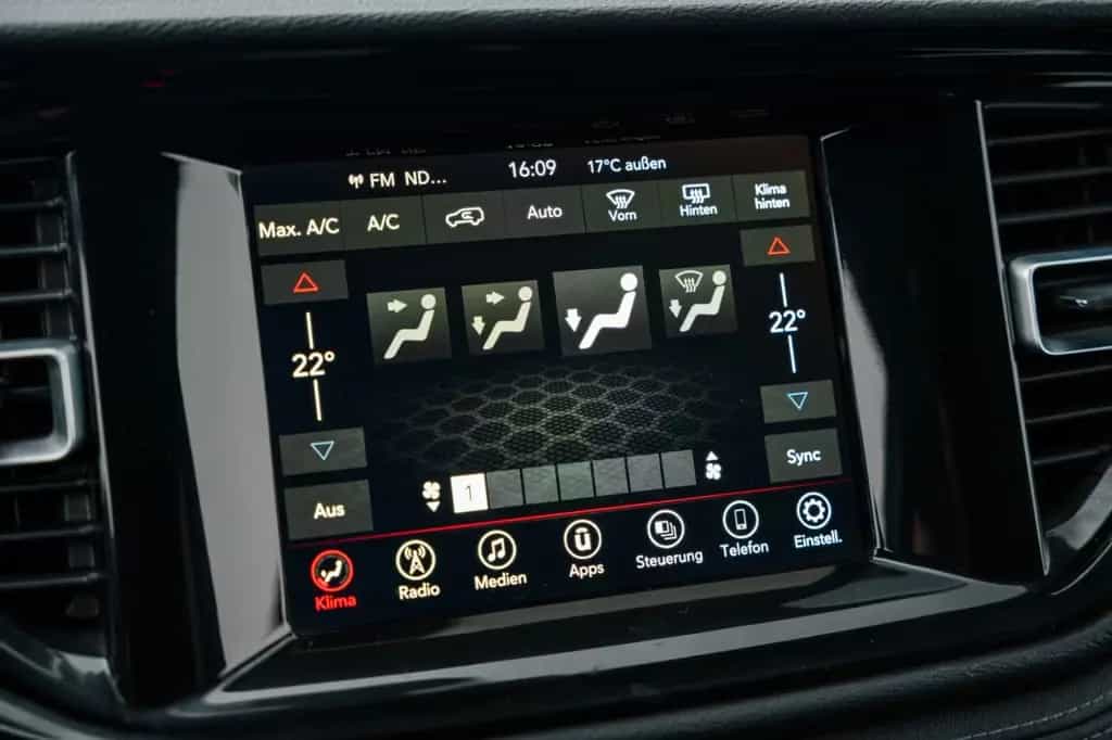 Dodge Durango 3,6 SXT 7 SITZE AHK NAVI TOP 11/2022-photo-20