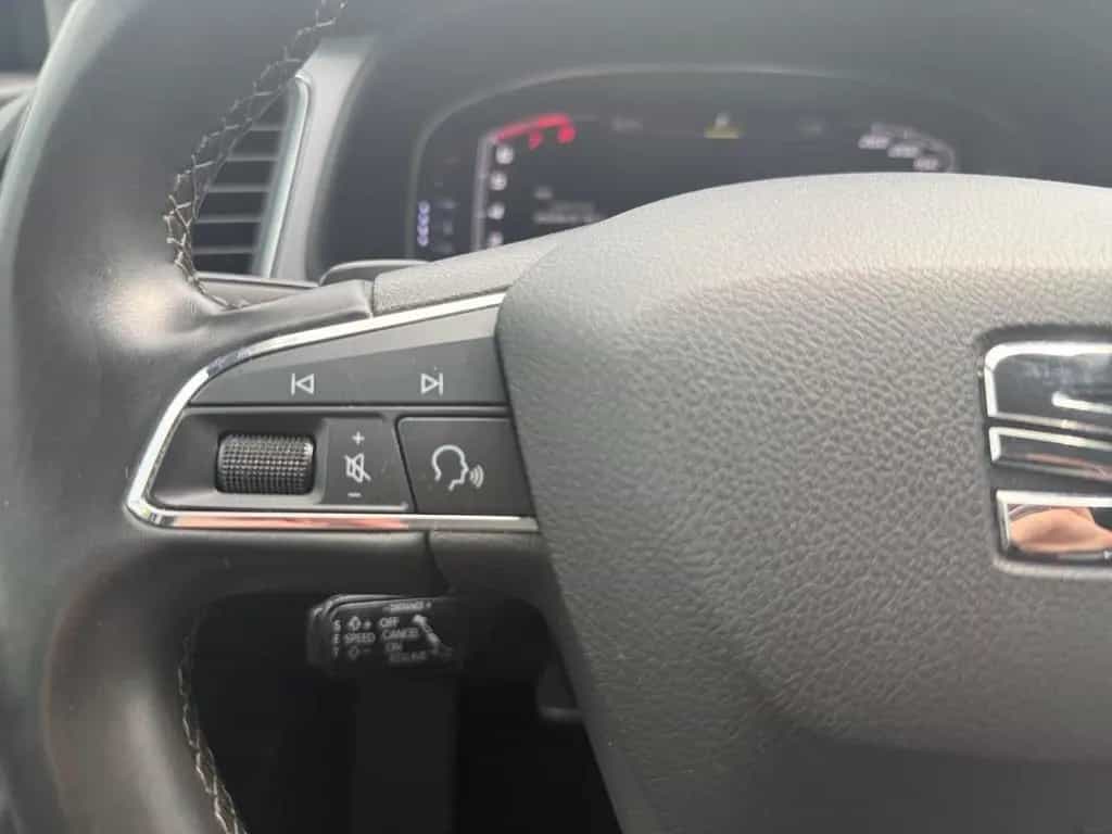 Seat Leon Xcellence 1.5 TSI Navi Apple CarPlay 07/2019-photo-25