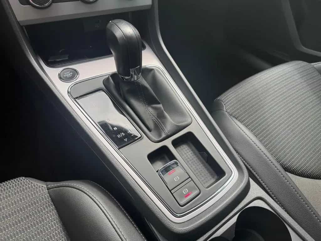 Seat Leon Xcellence 1.5 TSI Navi Apple CarPlay 07/2019-photo-27