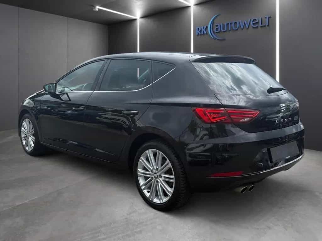 Seat Leon Xcellence 1.5 TSI Navi Apple CarPlay 07/2019-photo-4
