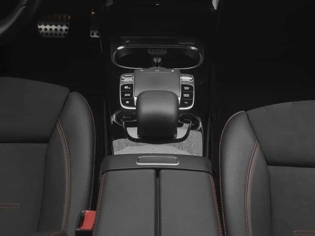 Mercedes-Benz A-Class 220 AMG Line 01/2019-photo-13