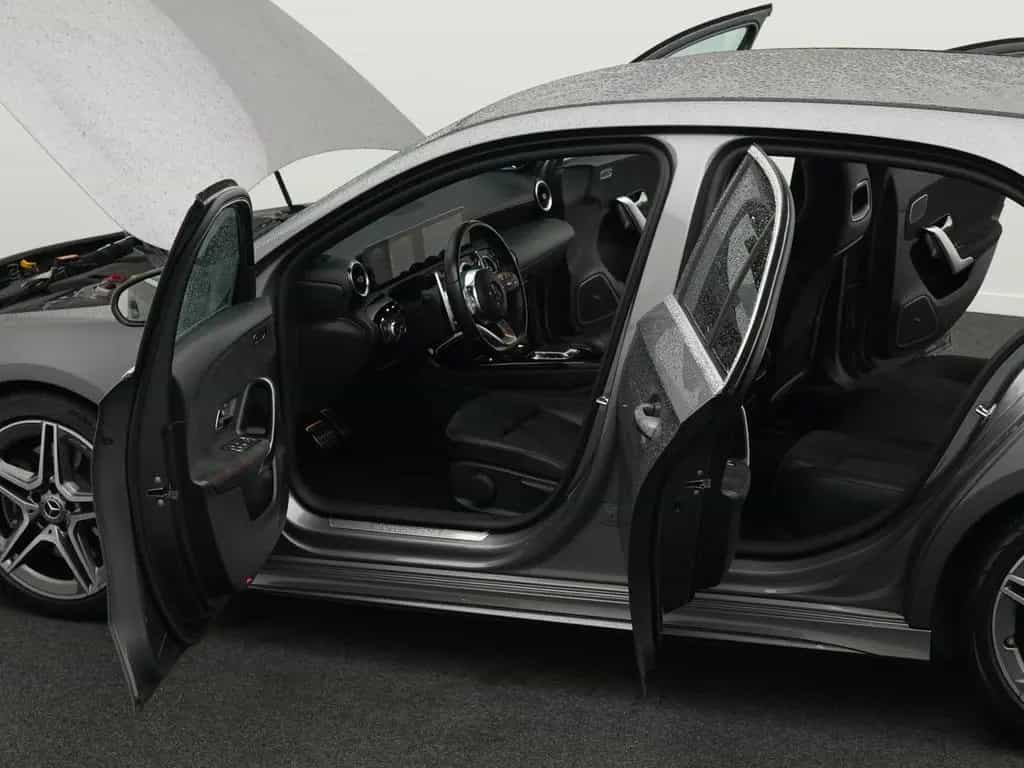 Mercedes-Benz A-Class 220 AMG Line 01/2019-photo-31
