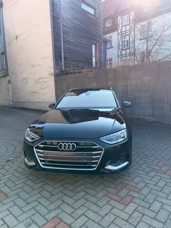 Audi A4 Avant 35 TDI advanced 04/2022-photo-0