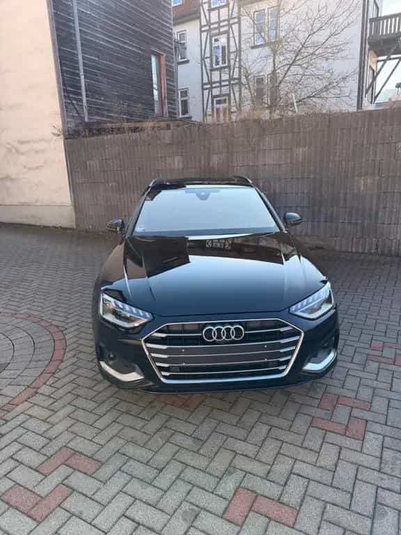Audi A4 Avant 35 TDI advanced 04/2022-photo-5