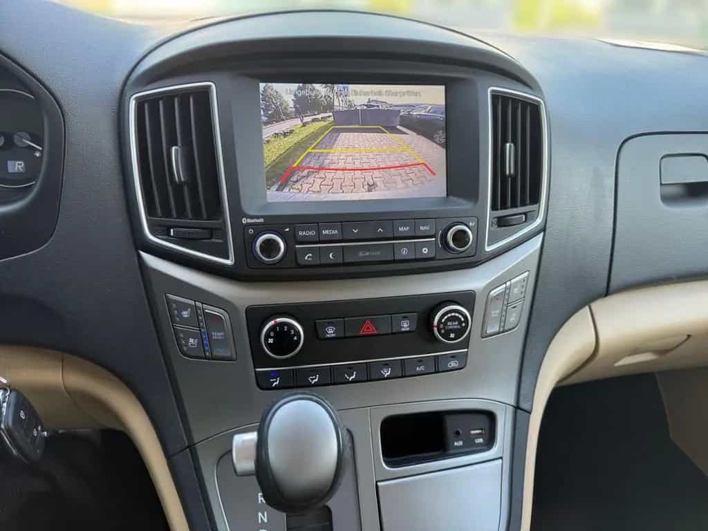 Hyundai H-1 Travel Premium STANDHEIZUNG+AHZV+WKR 02/2020-photo-8