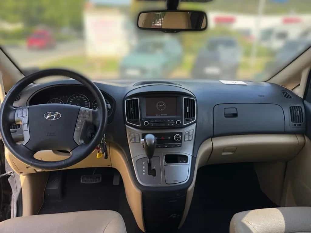 Hyundai H-1 Travel Premium STANDHEIZUNG+AHZV+WKR 02/2020-photo-9