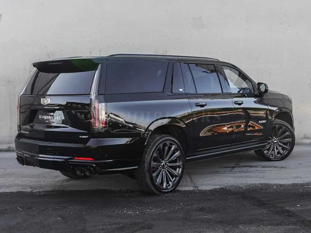 Cadillac 2026 Escalade ESV V-Series € 184500 +6.2L 681 HP null-photo-4