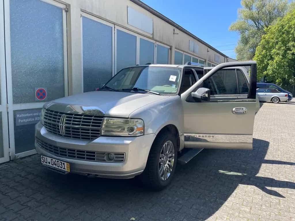 Lincoln Navigator 01/2007-photo-1