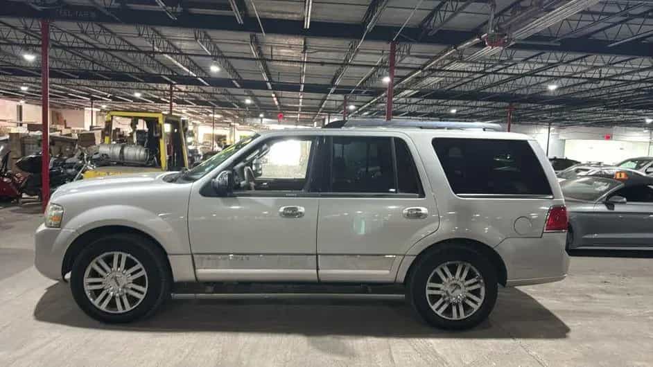 Lincoln Navigator 01/2007-photo-10