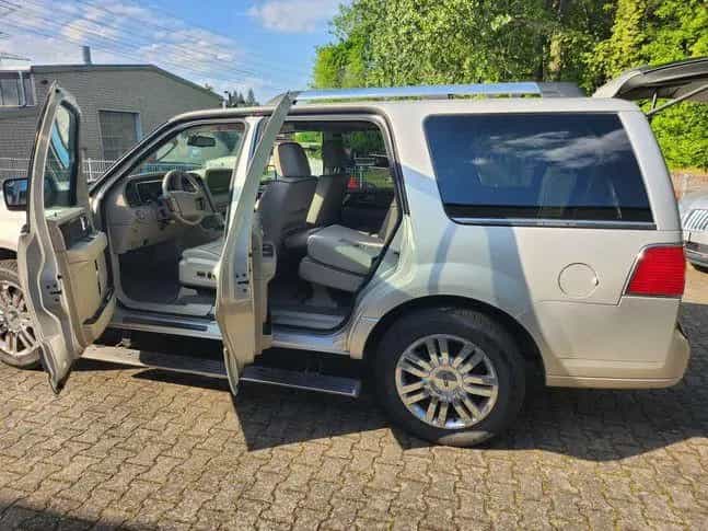 Lincoln Navigator 01/2007-photo-12