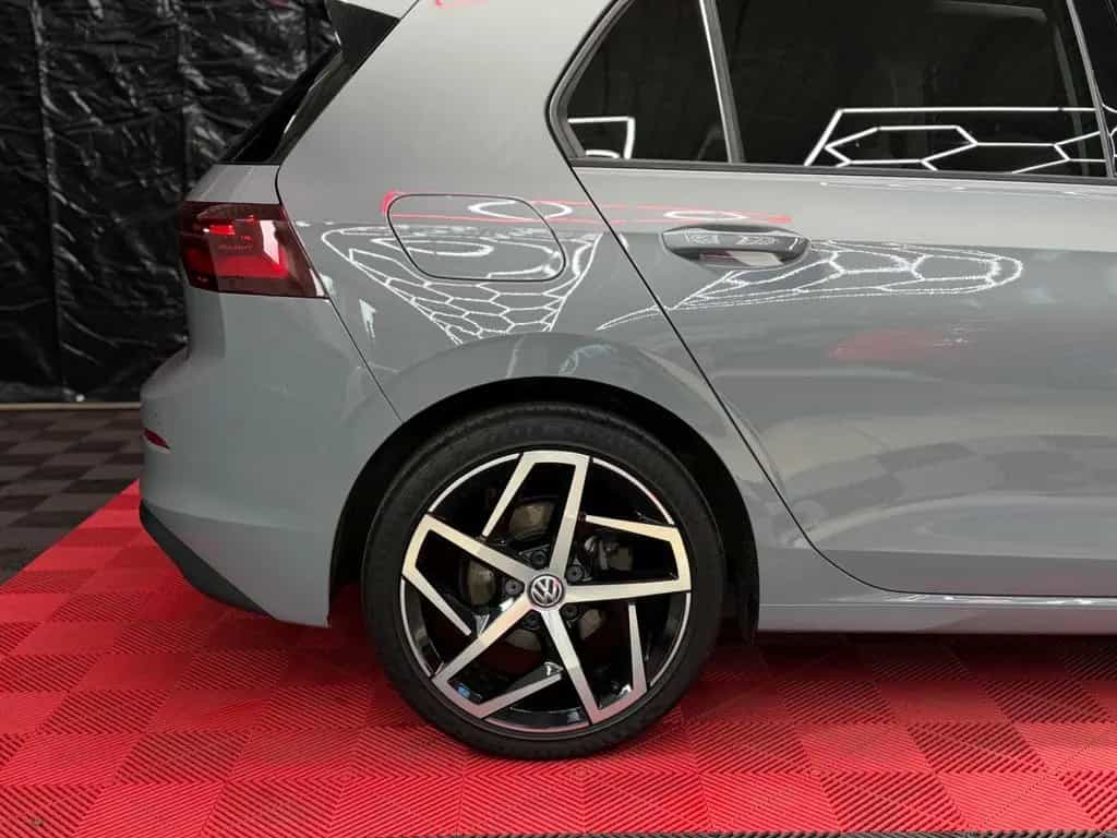 Volkswagen Golf VIII Lim.*DSG*Pano*IQ*StaHeiz*LED*AHK*S-Hef 03/2020-photo-16