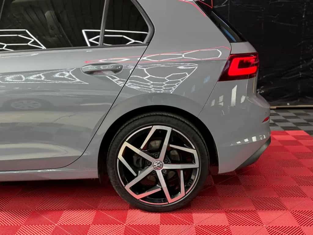 Volkswagen Golf VIII Lim.*DSG*Pano*IQ*StaHeiz*LED*AHK*S-Hef 03/2020-photo-7