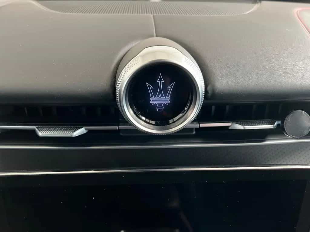 Maserati Grecale 3.0 V6 Trofeo+Fahr-Assist2+Sonus+1.Hand 08/2023-photo-11