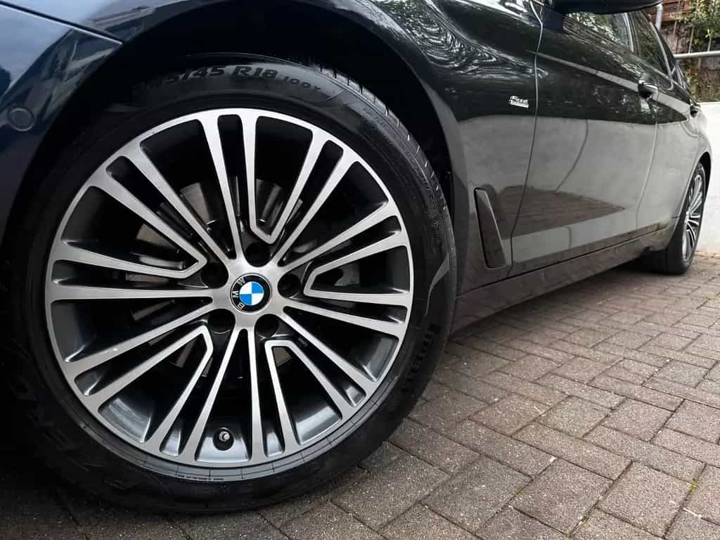 BMW 520 d xDrive M Sport Line StandHz*Sitzkl*ACC*360° 05/2018-photo-13