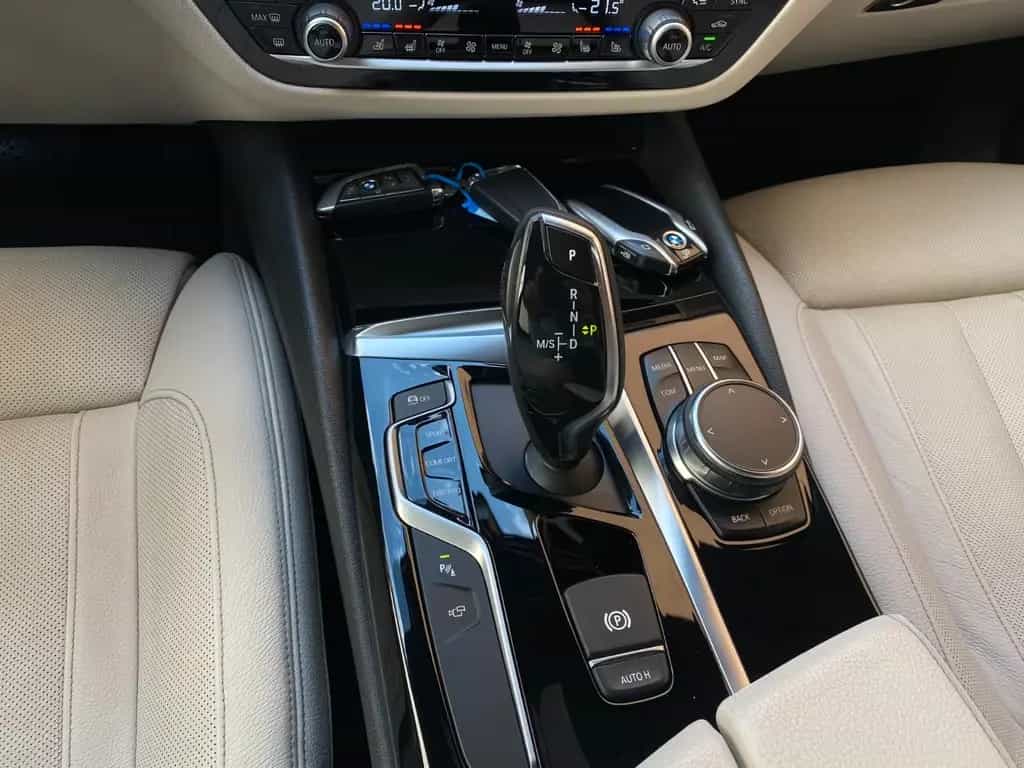 BMW 520 d xDrive M Sport Line StandHz*Sitzkl*ACC*360° 05/2018-photo-16