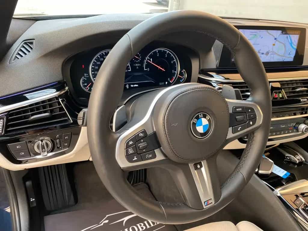 BMW 520 d xDrive M Sport Line StandHz*Sitzkl*ACC*360° 05/2018-photo-27