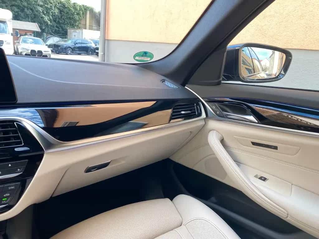 BMW 520 d xDrive M Sport Line StandHz*Sitzkl*ACC*360° 05/2018-photo-30
