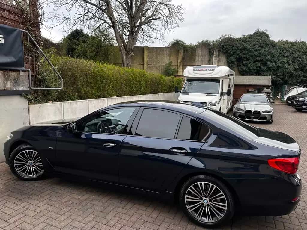 BMW 520 d xDrive M Sport Line StandHz*Sitzkl*ACC*360° 05/2018-photo-31