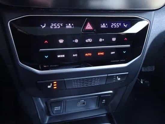 Ssangyong Tivoli Grand 1,5 T-GDI 2WD AT Sapphire TotwAss 02/2025-photo-10