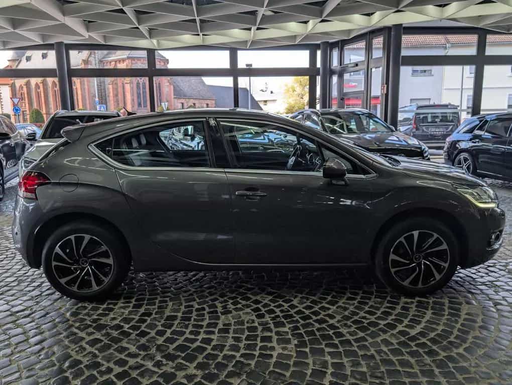 DS Automobiles DS4 1.2 PureTech Basis MFL KAM TEMP SHZ PDC ALU1 12/2015-photo-8