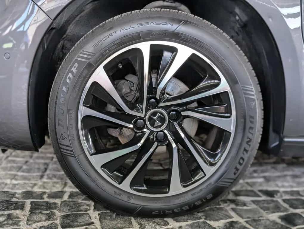 DS Automobiles DS4 1.2 PureTech Basis MFL KAM TEMP SHZ PDC ALU1 12/2015-photo-9