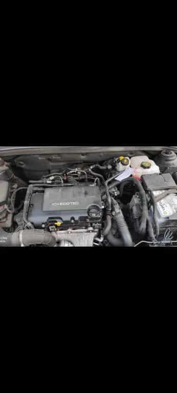 Chevrolet Cruze Station Wagon 12/2013-photo-6