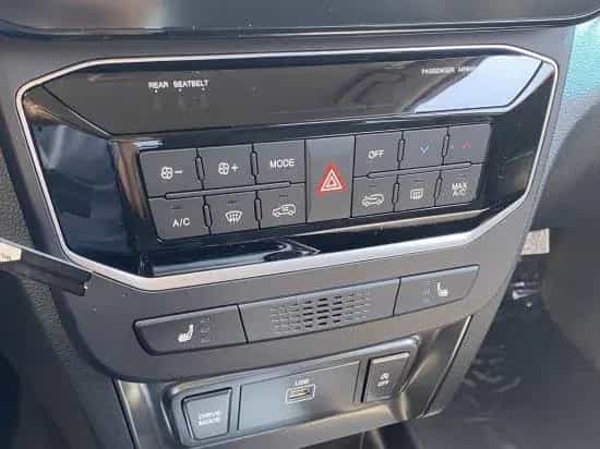 KGM Tivoli 1.5 T-GDI 2WD MT Nomad DigiCockpit RKam N null-photo-13