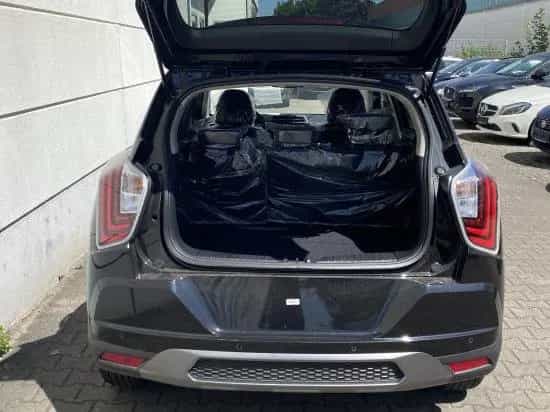 KGM Tivoli 1.5 T-GDI 2WD MT Nomad DigiCockpit RKam N null-photo-8
