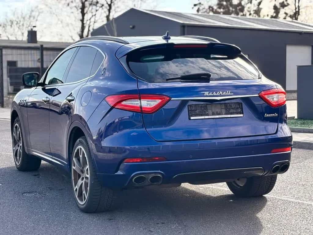 Maserati Levante S 12/2016-photo-12