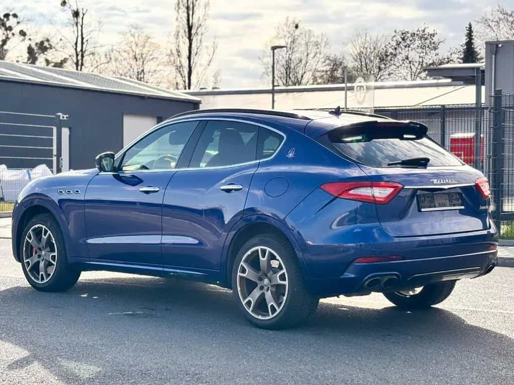 Maserati Levante S 12/2016-photo-14