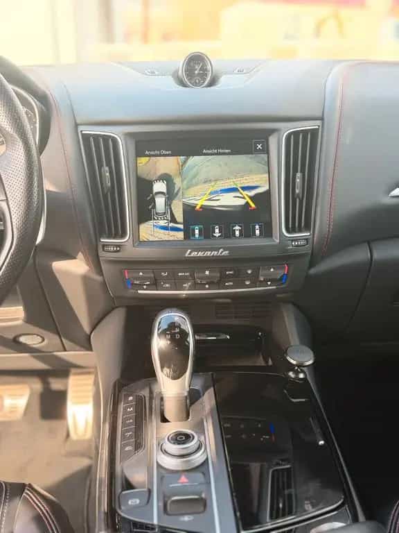 Maserati Levante S 12/2016-photo-18