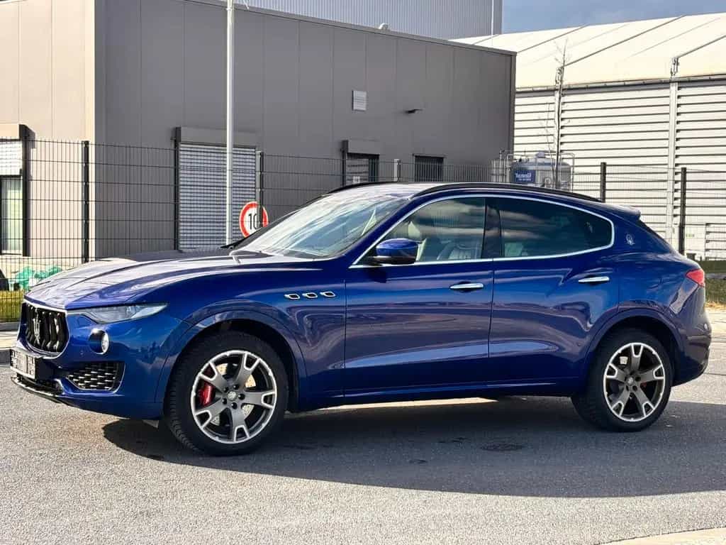 Maserati Levante S 12/2016-photo-1