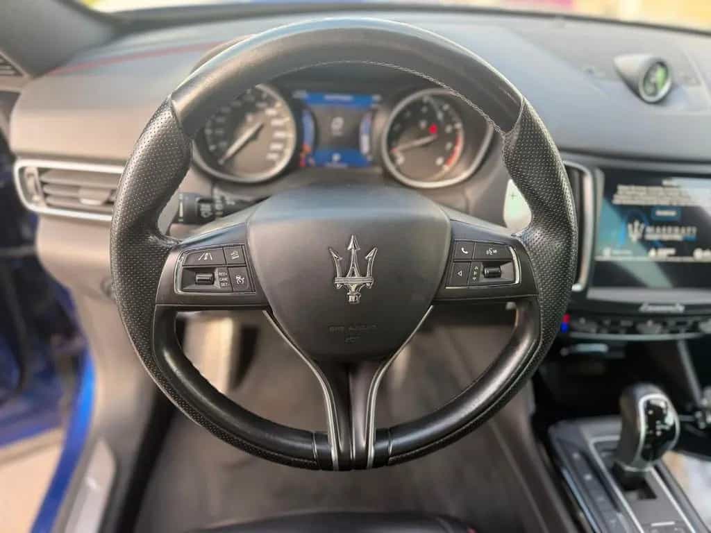 Maserati Levante S 12/2016-photo-20