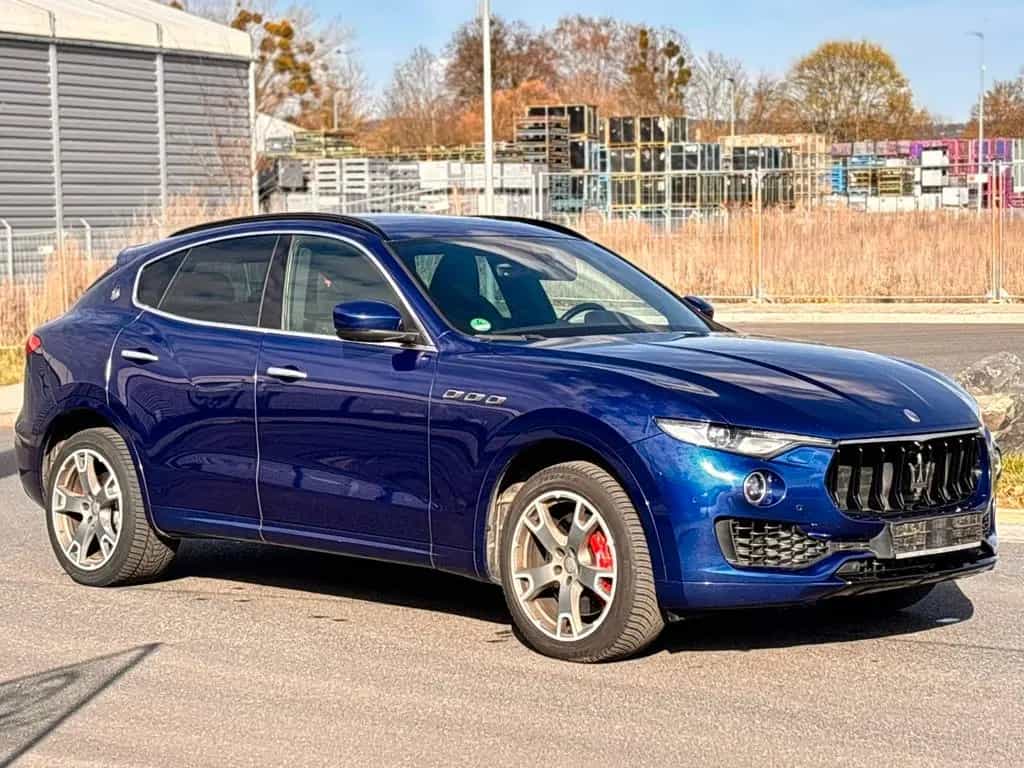 Maserati Levante S 12/2016-photo-6