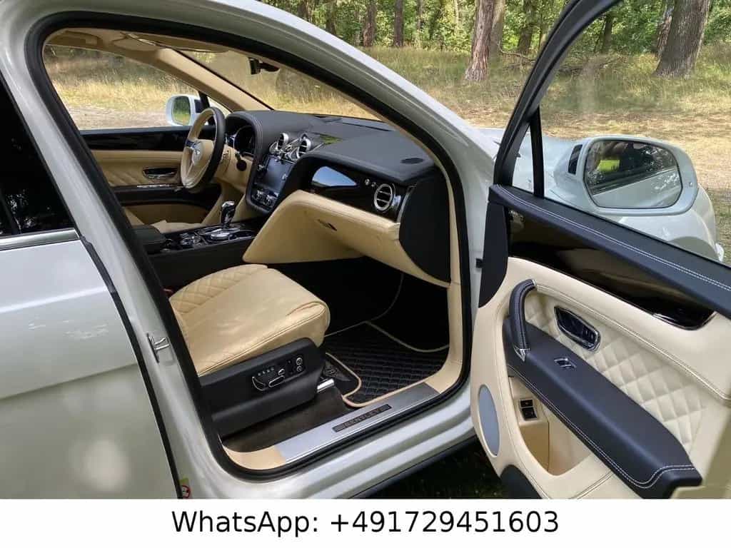 Bentley Bentayga Mulliner Vollausstattung Prior-Widebody 11/2017-photo-10