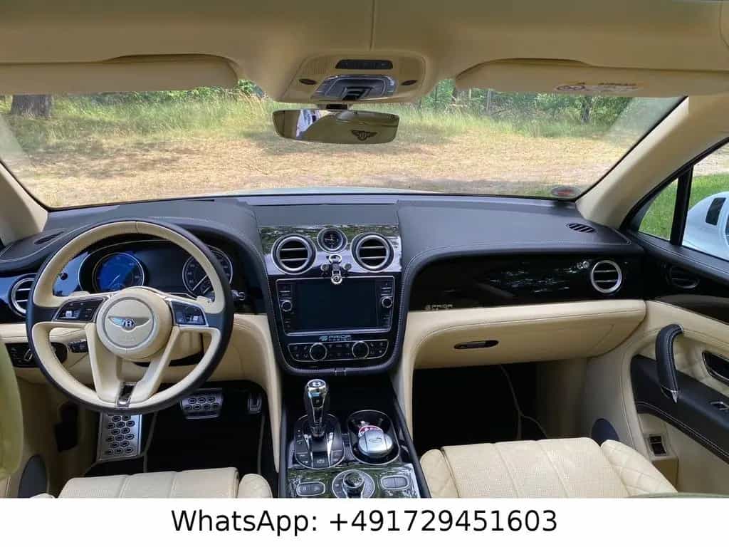 Bentley Bentayga Mulliner Vollausstattung Prior-Widebody 11/2017-photo-11