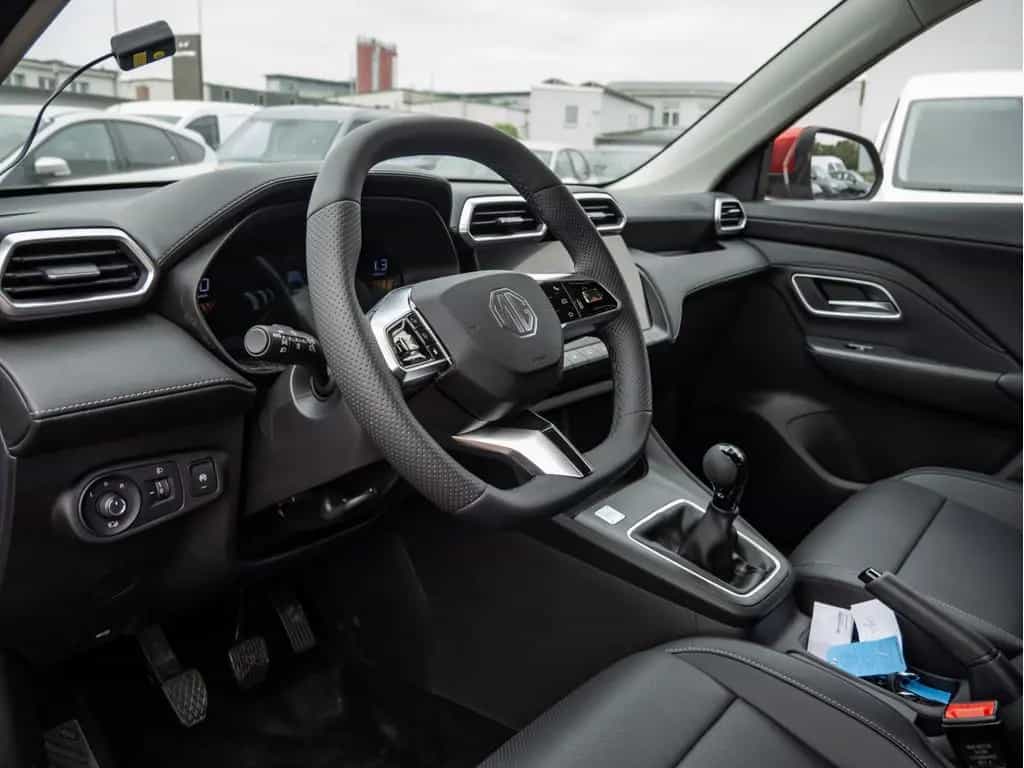 MG ZS 1.5 Comfort KEYLESS PDC SHZ LED SCHEINWERFER 01/2026-photo-15