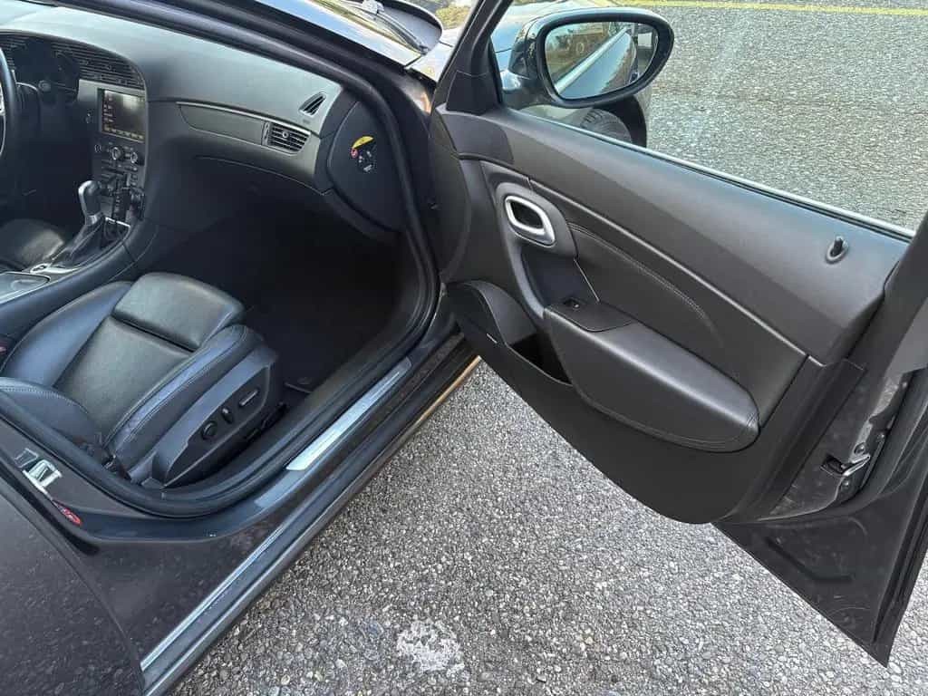 Saab 9-5 Lim. 2,8L XWD Aero *Top gepflegt *CH Auto 09/2010-photo-10
