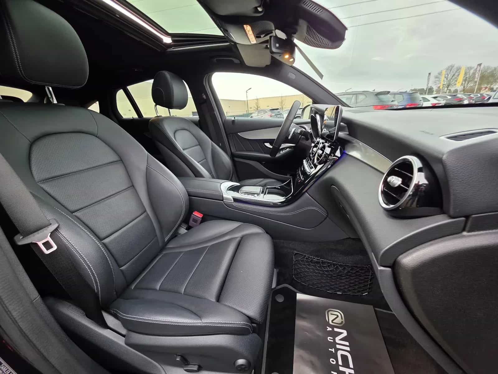 Mercedes-Benz GLC-Class 200 11/2019-photo-20
