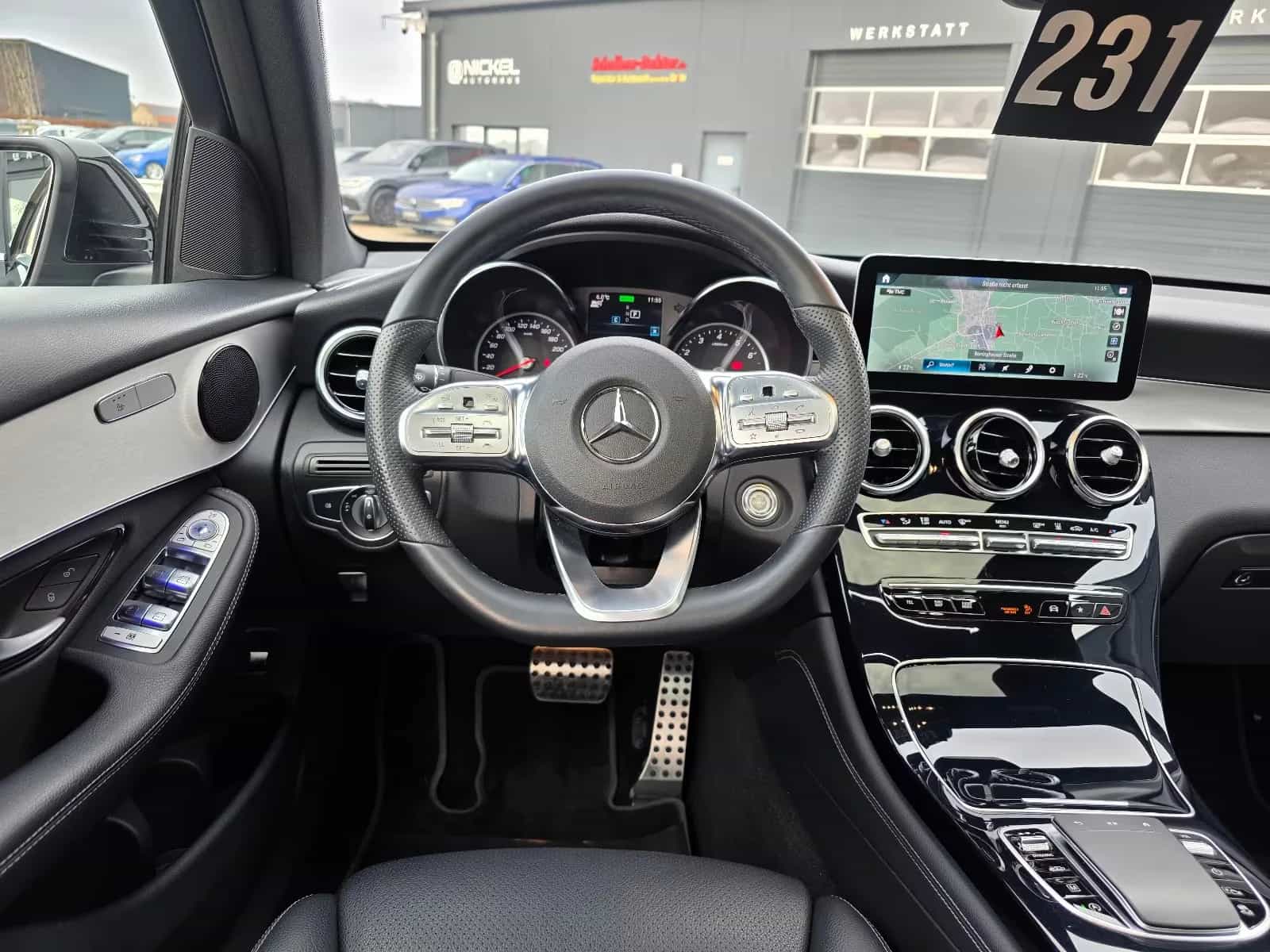 Mercedes-Benz GLC-Class 200 11/2019-photo-36