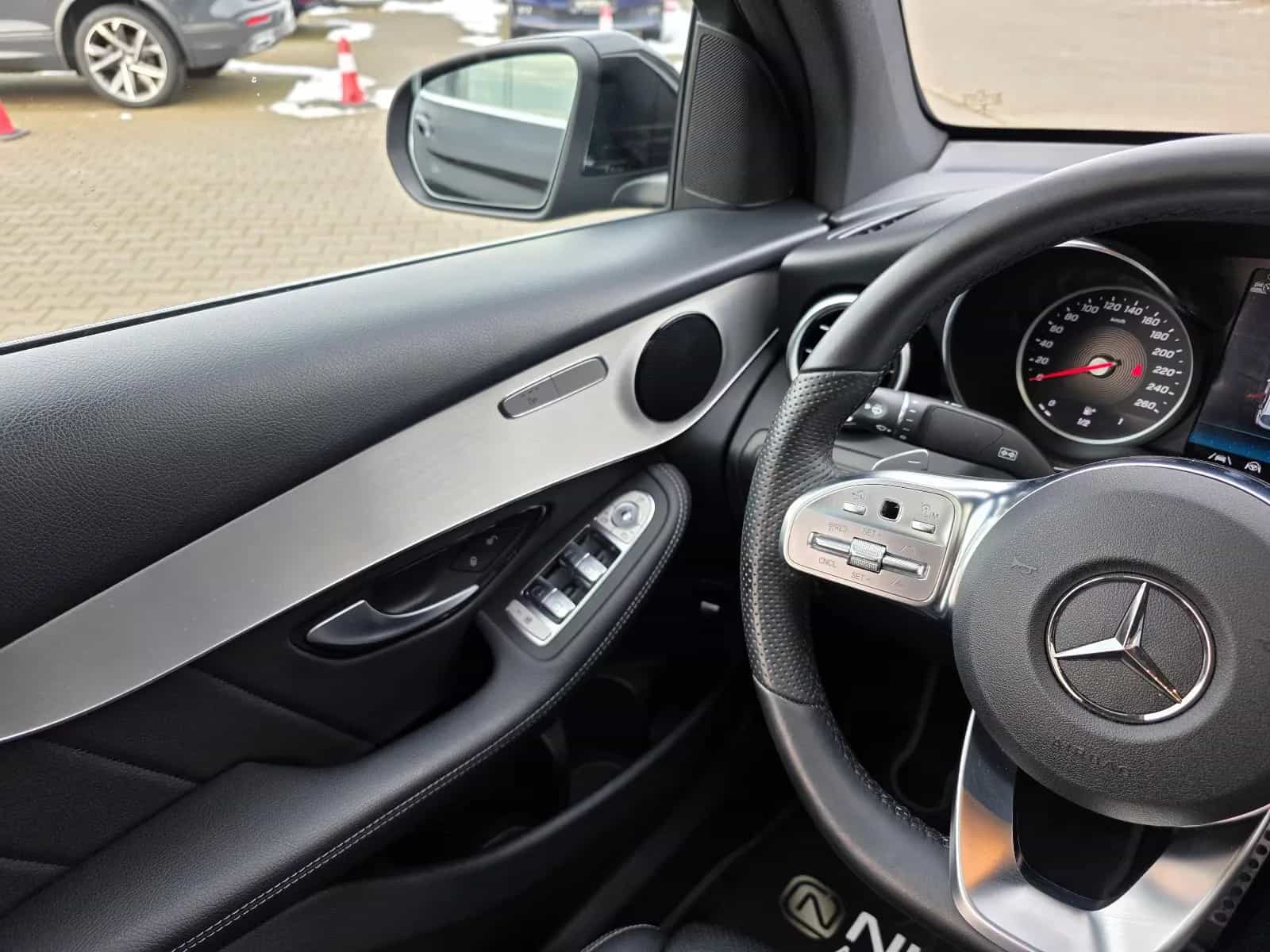 Mercedes-Benz GLC-Class 200 11/2019-photo-39