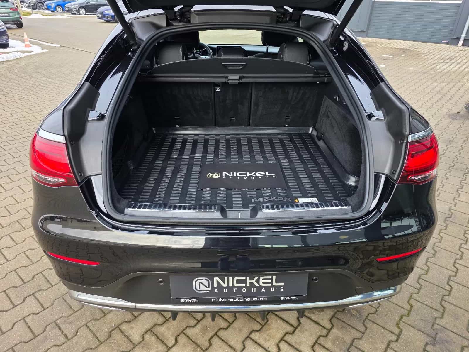 Mercedes-Benz GLC-Class 200 11/2019-photo-4