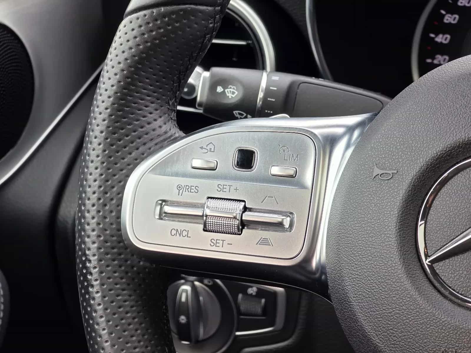 Mercedes-Benz GLC-Class 200 11/2019-photo-40