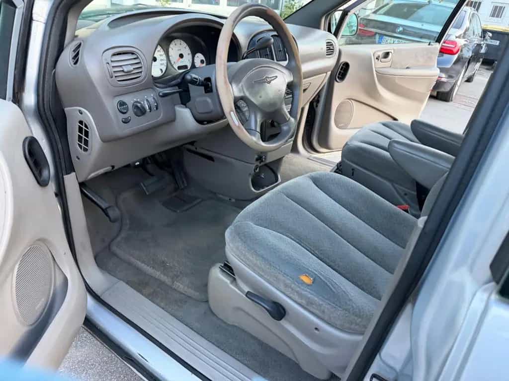 Chrysler Grand Voyager SE 2.4 Auto 07/2001-photo-14