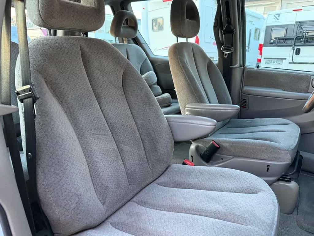 Chrysler Grand Voyager SE 2.4 Auto 07/2001-photo-15