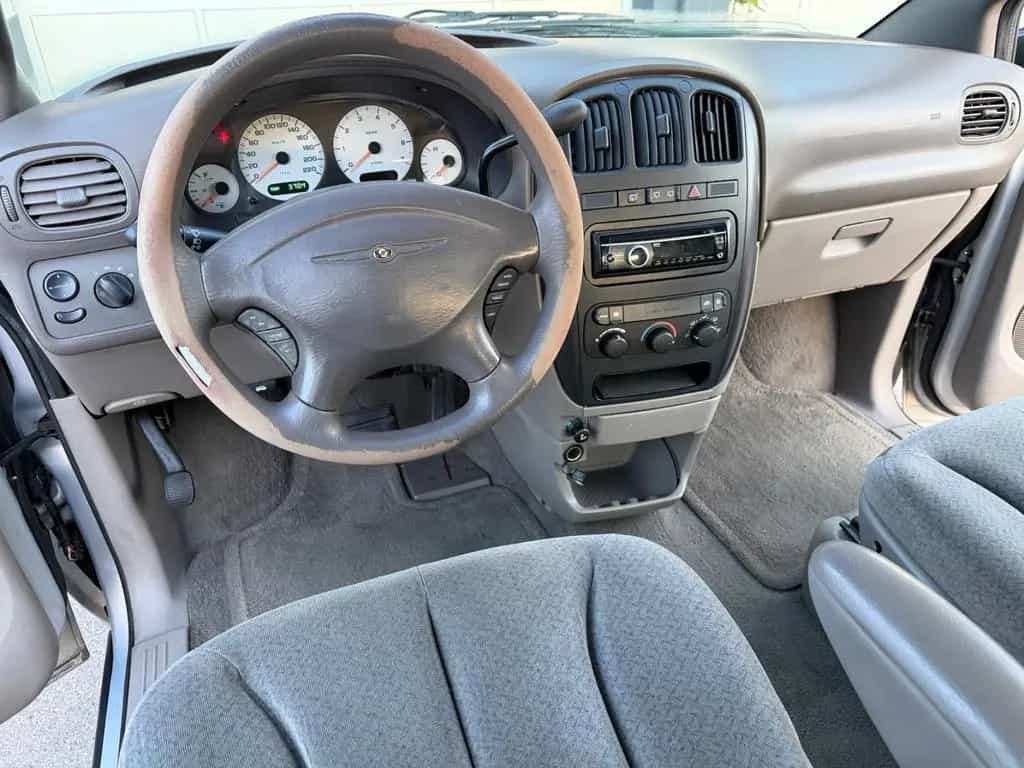 Chrysler Grand Voyager SE 2.4 Auto 07/2001-photo-21