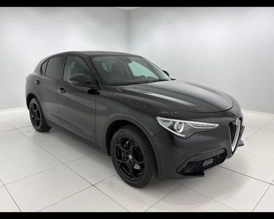 Alfa Romeo Stelvio ALFA ROMEO Stelvio 2.2 t Executive Q4 210cv auto 03/2018-photo-0