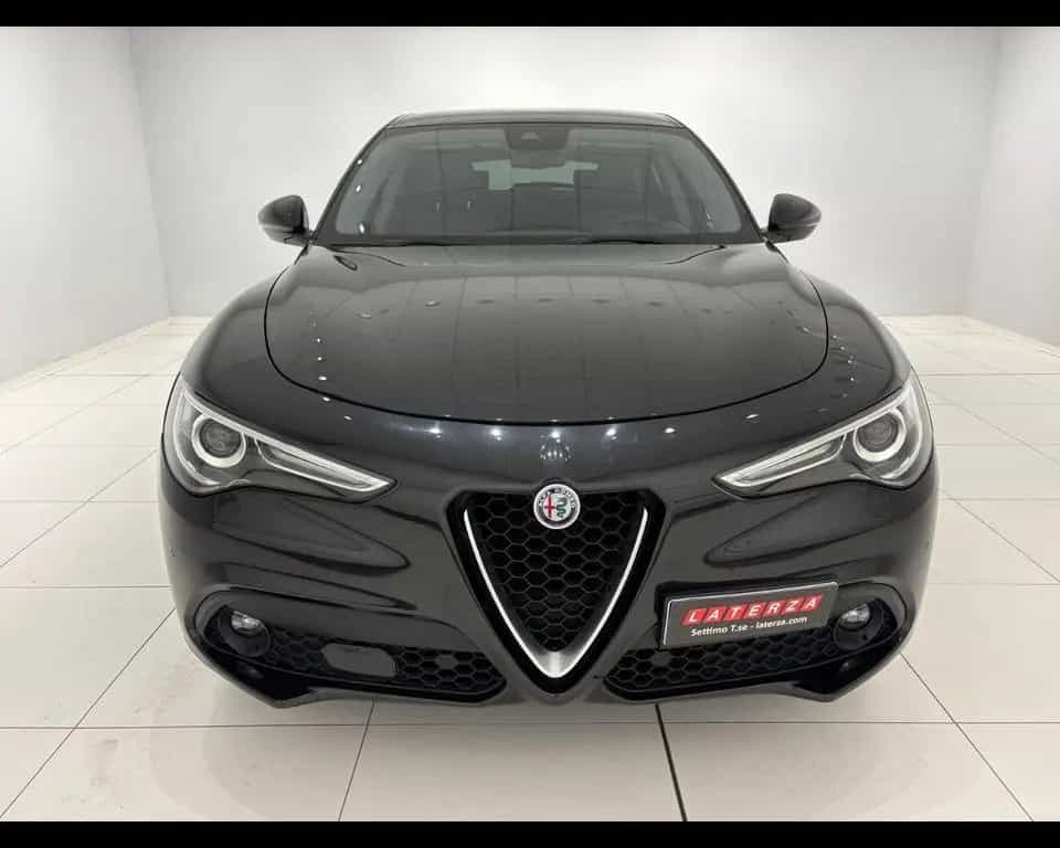 Alfa Romeo Stelvio ALFA ROMEO Stelvio 2.2 t Executive Q4 210cv auto 03/2018-photo-13